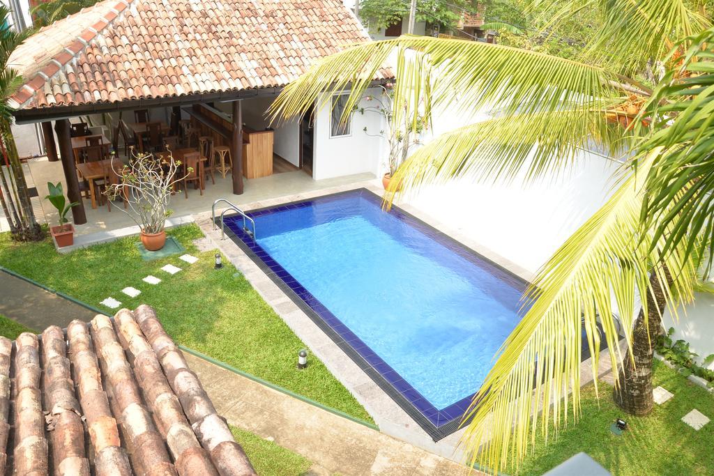 Surf Villa Hikkaduwa Ngoại thất bức ảnh