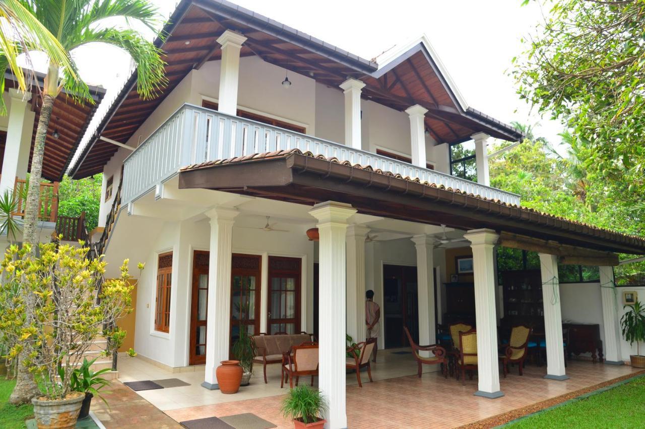 Surf Villa Hikkaduwa Ngoại thất bức ảnh